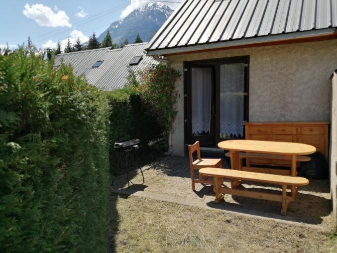 Willa L'Eau Dolle, Maison 8 Personnes Avec Jardin Au Bord De La Riviere Et A Proximite De La Remontee Mecanique Allemont Zewnętrze zdjęcie